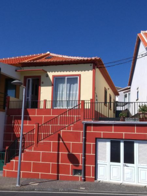 Val's Place